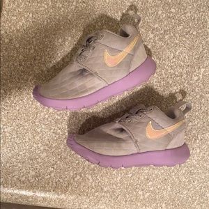 Toddler girl Nike shoes